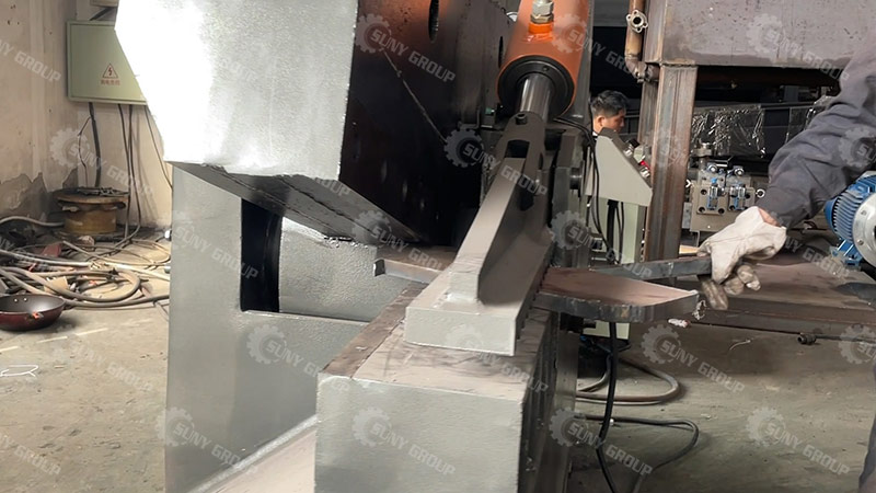 Hydraulic Shear
